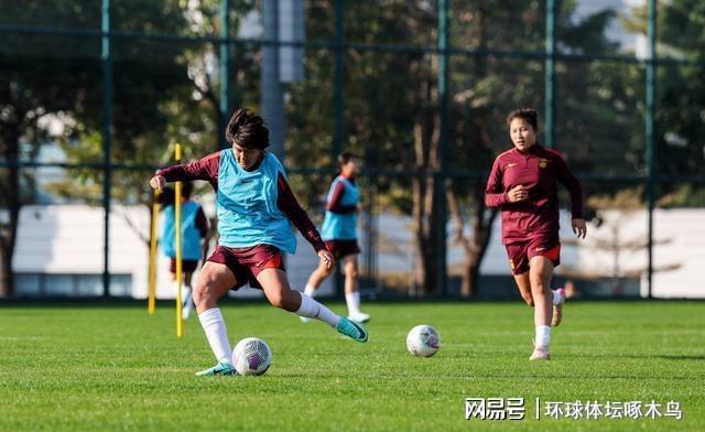 乐鱼体育-U17女足6-0大胜泰国 小组赛三战全胜零失球强势晋级八强